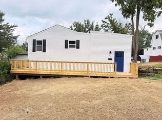 31 E Hallam Ave, Washington, PA 15301