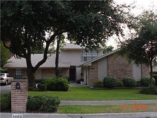 1st image of 1406 Plumeria St