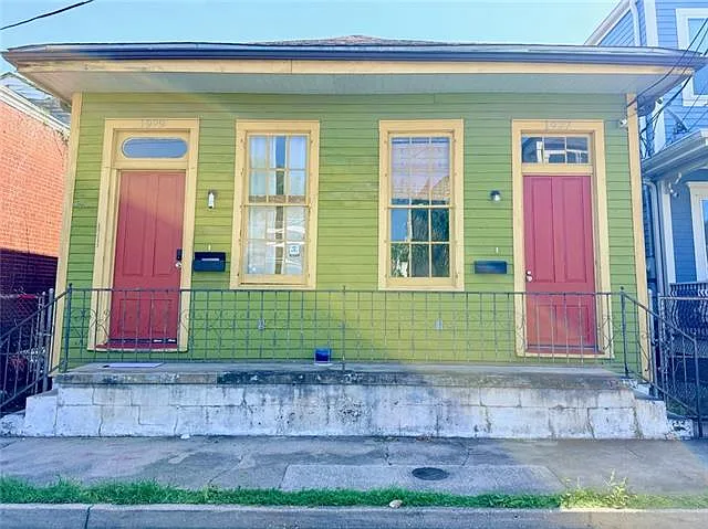 1927 Delachaise St #1927