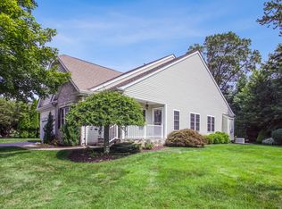 217 Chip Shot Ln UNIT 217, Oxford, CT 06478
