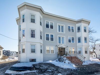 53 Trident Ave APT 204, Winthrop, MA, 02152