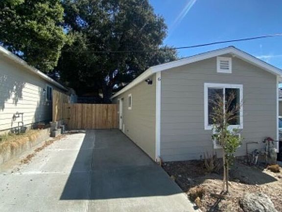2nd image of 10038 Tujunga Canyon Blvd #6