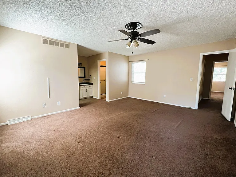 2826 S Wheeling Way — Photo 23