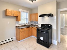 249 Amherst St, East Orange, NJ
