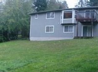 221 NE Mahonia Dr, Belfair, WA 98528