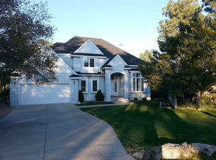 998 Capulin Rd, Los Alamos, NM 87544