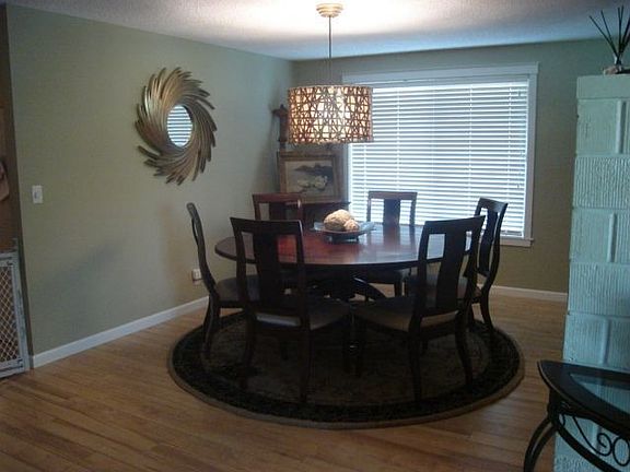 Formal Dining