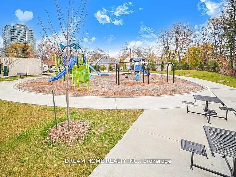 1 Grandview Blvd #2302 — Photo 27