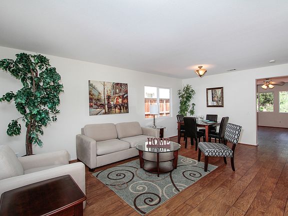 2nd image of 5112 Spencer Ct