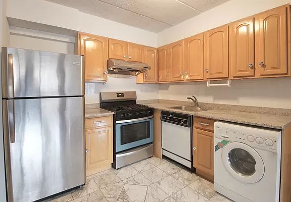 2nd image of 76-01 113th St #2B