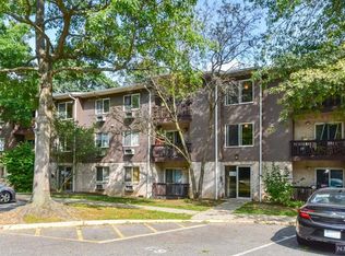 216 Federal Hill Rd, Pompton Lakes, NJ 07442