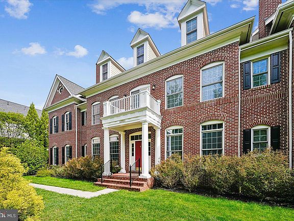 2nd image of 42623 Trappe Rock Ct