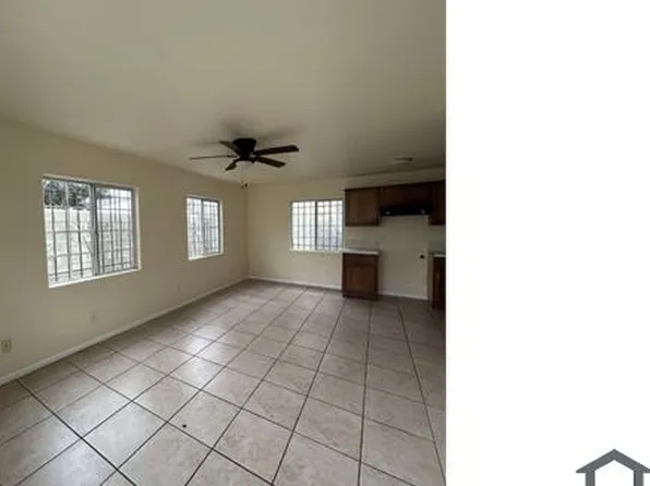 1620 E 110th St, Los Angeles, CA 90059