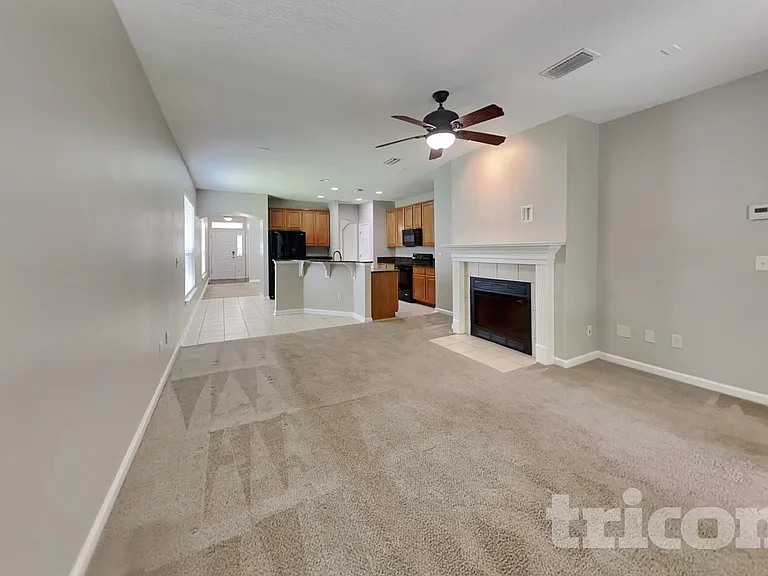 272 Silver Glen Ave — Photo 4