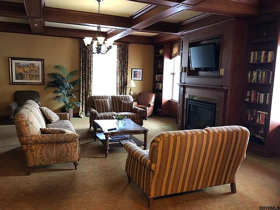 4th image of 8 Wall St APT 413
