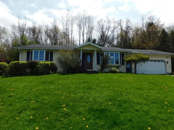 19403 Adamsville Rd, Cochranton, PA 16314