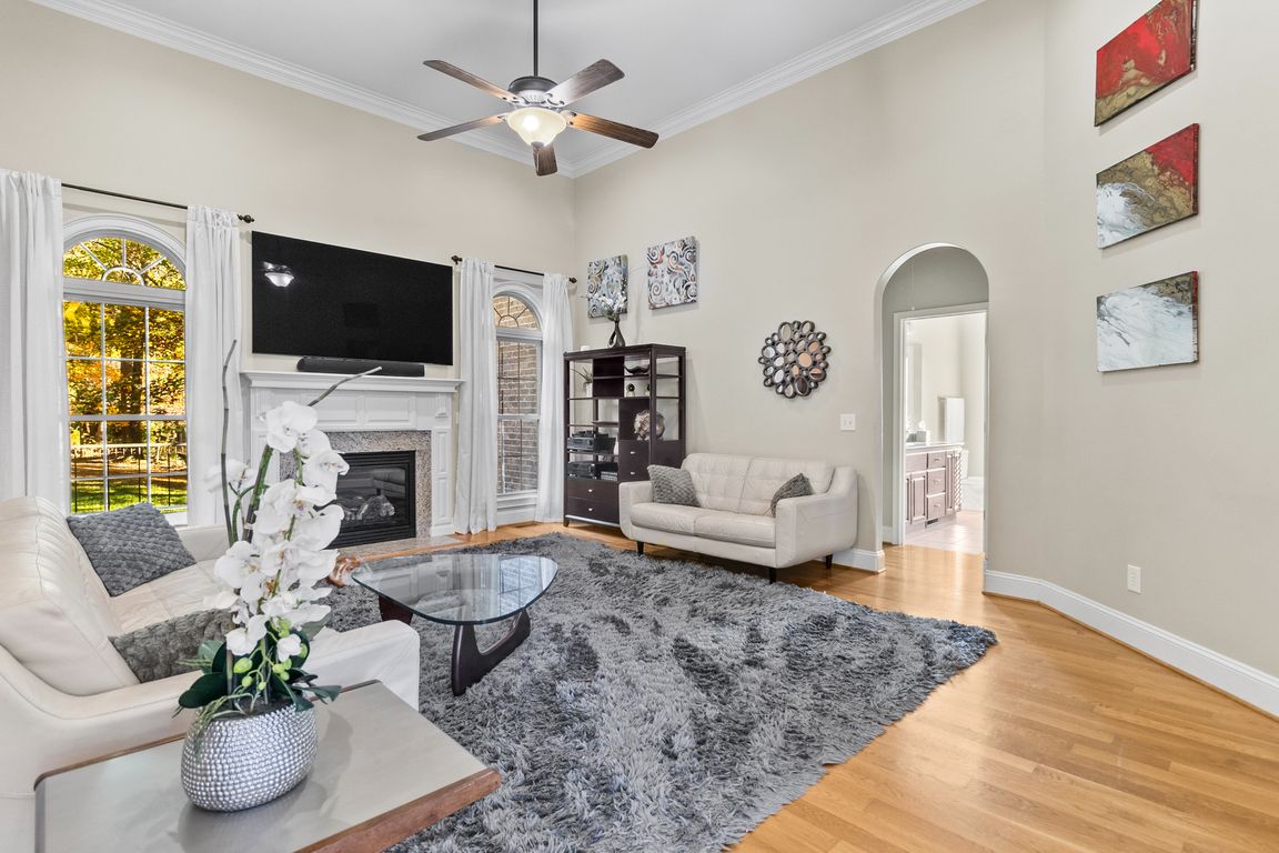 next background image