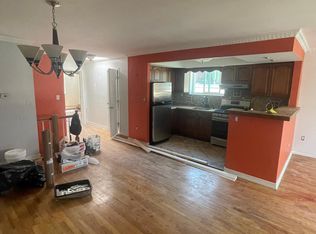 563 Soundview Ave FLOOR 3, Bronx, NY 10473