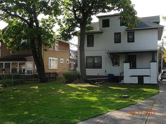 2nd image of 179 Niagara Falls Blvd