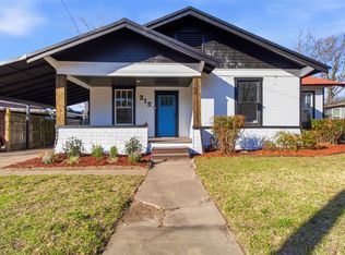 215 E 12th St, Bonham, TX 75418