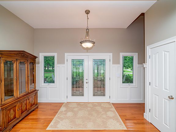 3rd image of 7607 Cantrell Dr