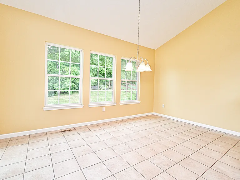 8453 Forest Valley Dr — Photo 17