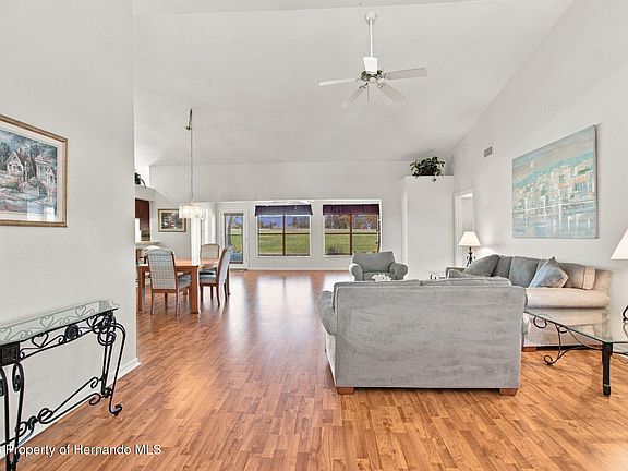 3rd image of 11115 Sun Tree Rd