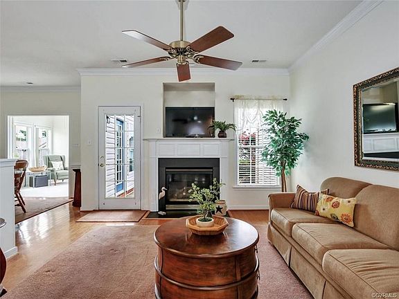 4th image of 4132 English Holly Cir