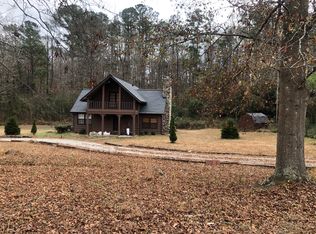 907 Vaughn Dr, Weaver, AL 36277