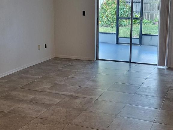2nd image of 1537 Bunker Hill Ct #0