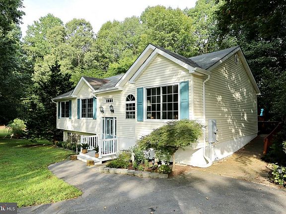 3rd image of 30005 Edinborough Dr