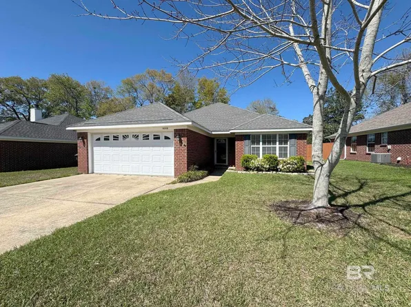 8209 Edgewood Dr, Daphne, AL 36526