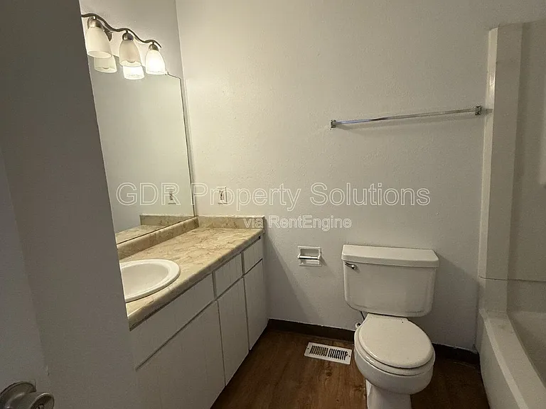 1928 Buena Vista Dr SE #A — Photo 11