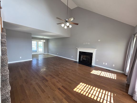 3rd image of 3764 Cindy Jo Dr N