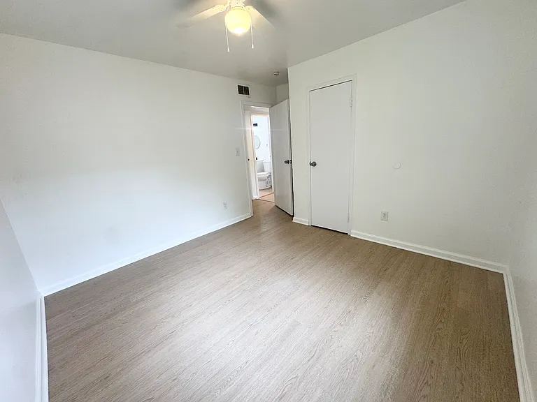 155 Bunche Blvd — Photo 13