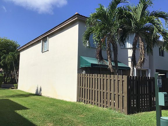 4th image of 11315 NW 72nd Ln