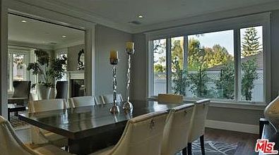 5th image of 3048 Queensbury Dr