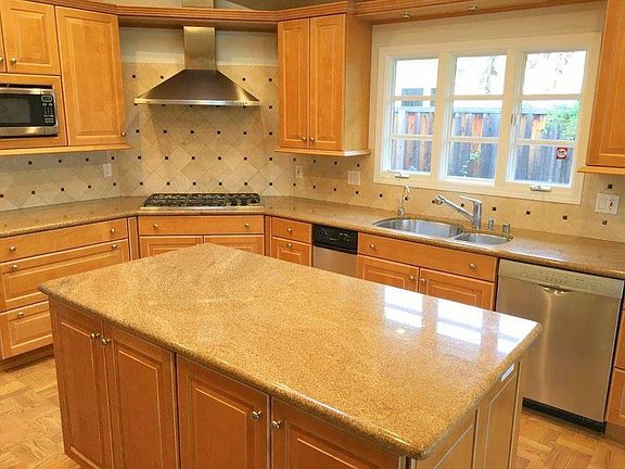 2nd image of 1146 Stanley Way