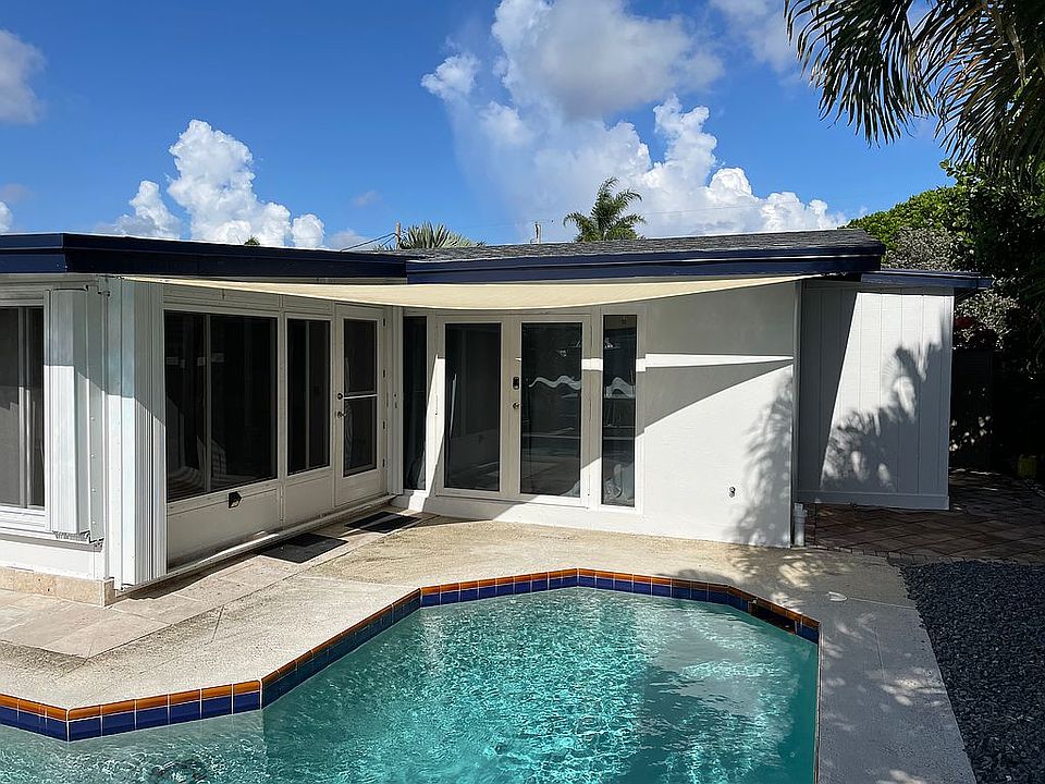 2nd image of 2554 Nassau Ln