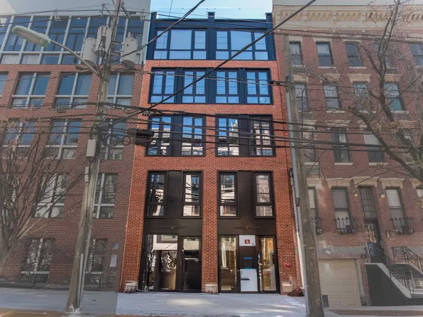 87 Jefferson Street image 1 of 12