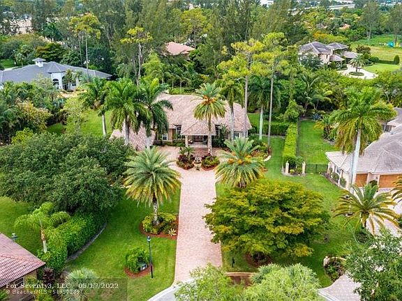 2nd image of 8634 NW 59th Pl