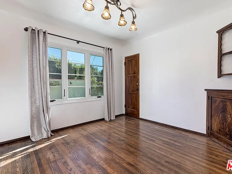 1304 San Vicente Blvd — Photo 13