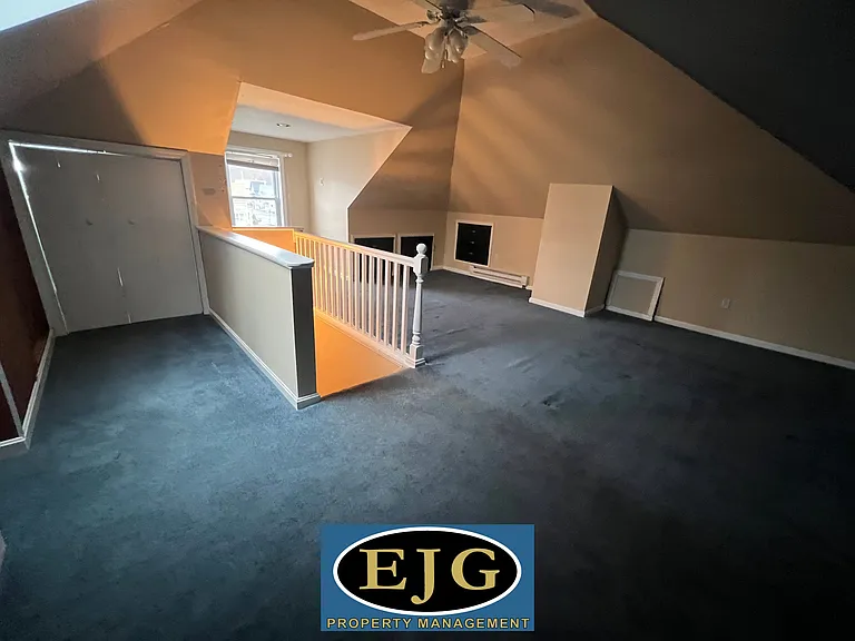 163 Pleasant St #2 — Photo 16