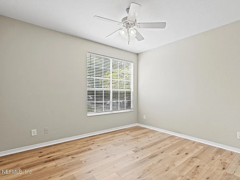 13700 Richmond Park Dr N #701 — Photo 18