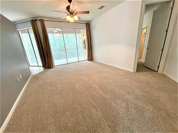 5th image of 808 Lantern Way Unit 203