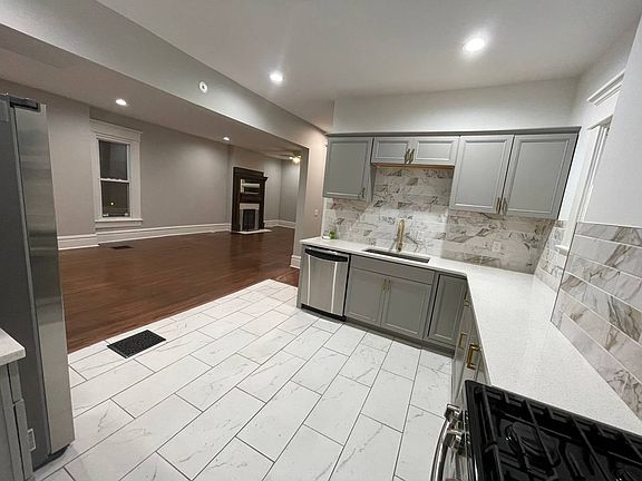 5th image of 501 Saint Clair Ave