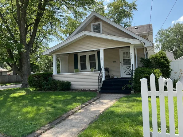 2002 Ridge Ave, Rockford, IL 61103