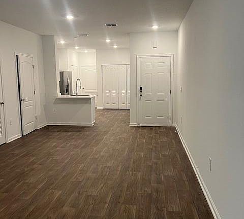 3rd image of 9033 Alpine Aster Rd