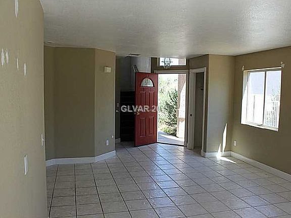 5th image of 8237 High Meadow Ave