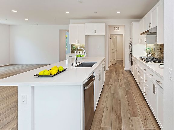 Homesite 219 Kitchen